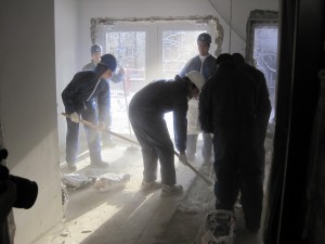 YU students help construct Kharkov's new Jewish Community Center.
