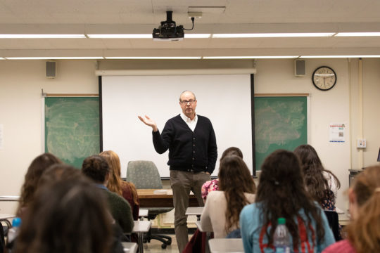 Stephen Tobolowsky speaks to the members of the Stern College Dramatics Society