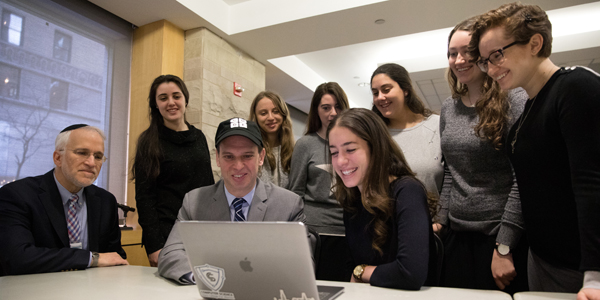 Assemblymember Dan Quart gets a lesson in coding from Zoe Abboudi ’20S